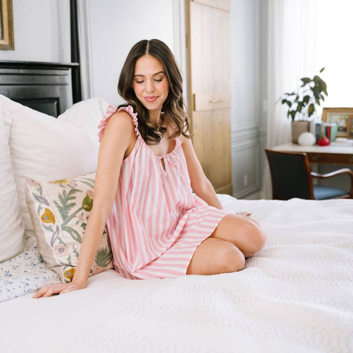 Sunshine Tienda - Wholesale Nightgown - Women's - Tickled Pink Lily Night Gown