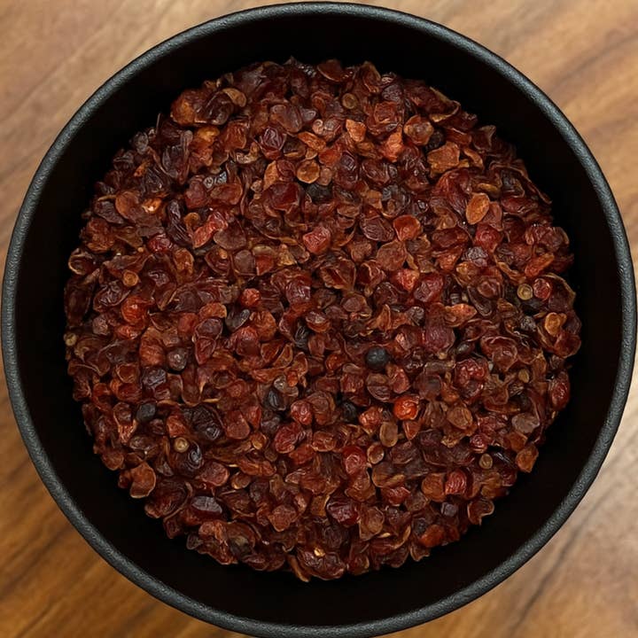 Cynorrhodons coupés - Sans pépins (Rosa Canina) pour la vente par LA Herb