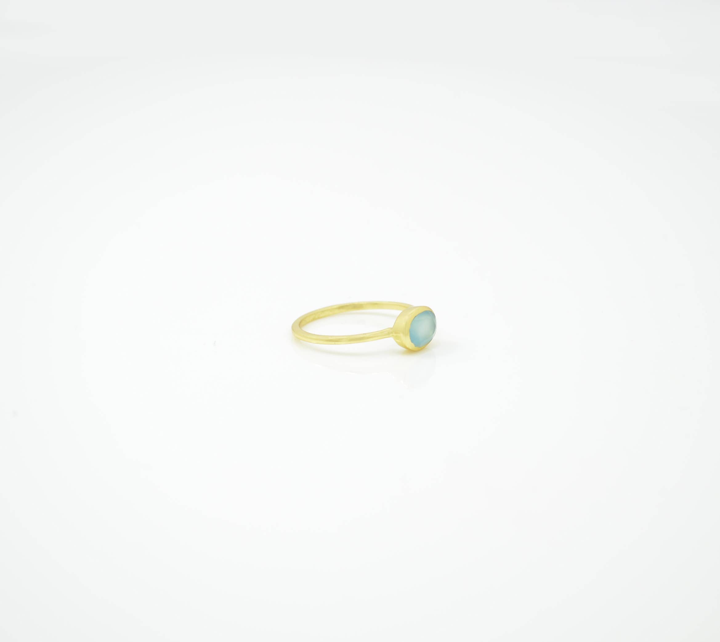 Schmuckoo Berlin - Wholesale Single Stone/Solitaire Ring - Oval Gemstone Ring Gold Silver - Aqua Chalcedony (3 Pieces)1
