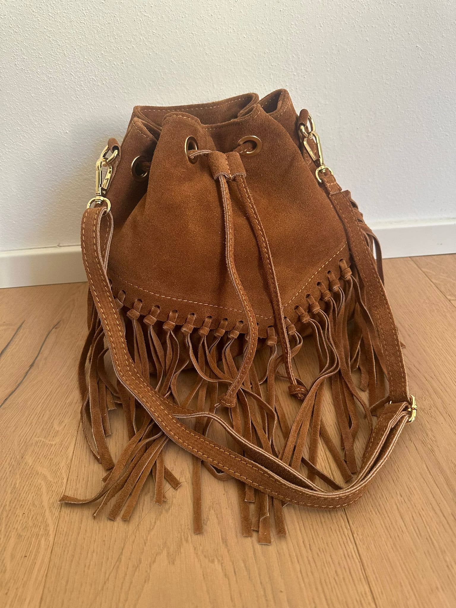 Zhade - Wholesale Shoulder Bag - Women's - SUEDE BUCKET - fringes17