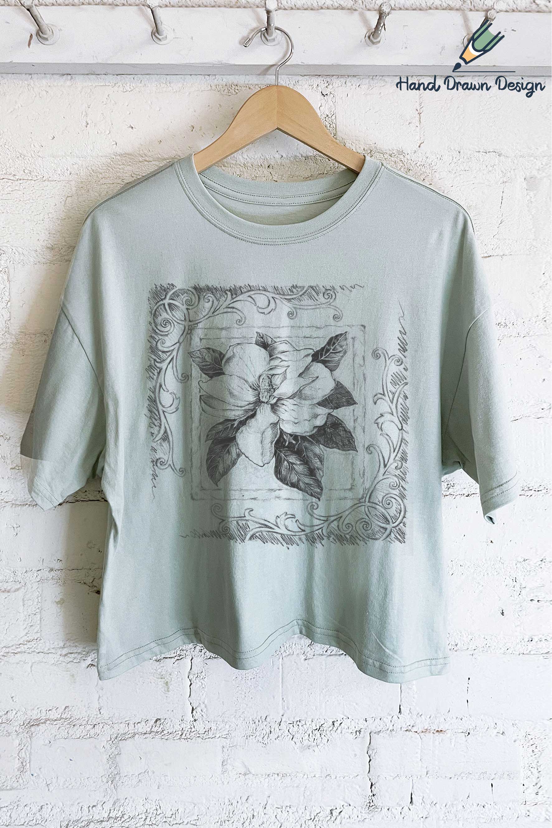 Rustee Clothing – Engroshandel T-shirt med print - Dame – MAGNOLIA BLOMST HÅNDTEGNET GRAFISK LANG AFGRØDE TOP0