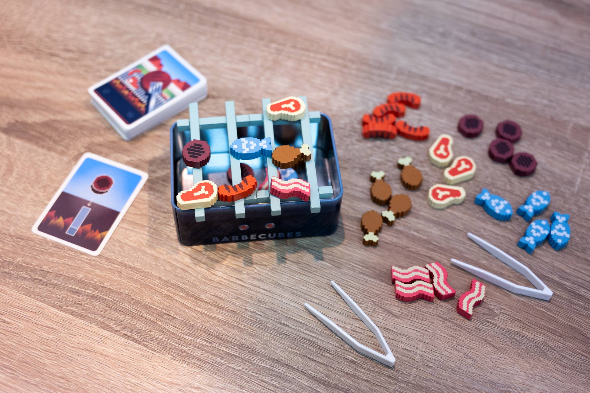 Alley Cat Games - Vendita all'ingrosso Giochi di carte - Barbecubes - Un seguito di Tinderblox!3