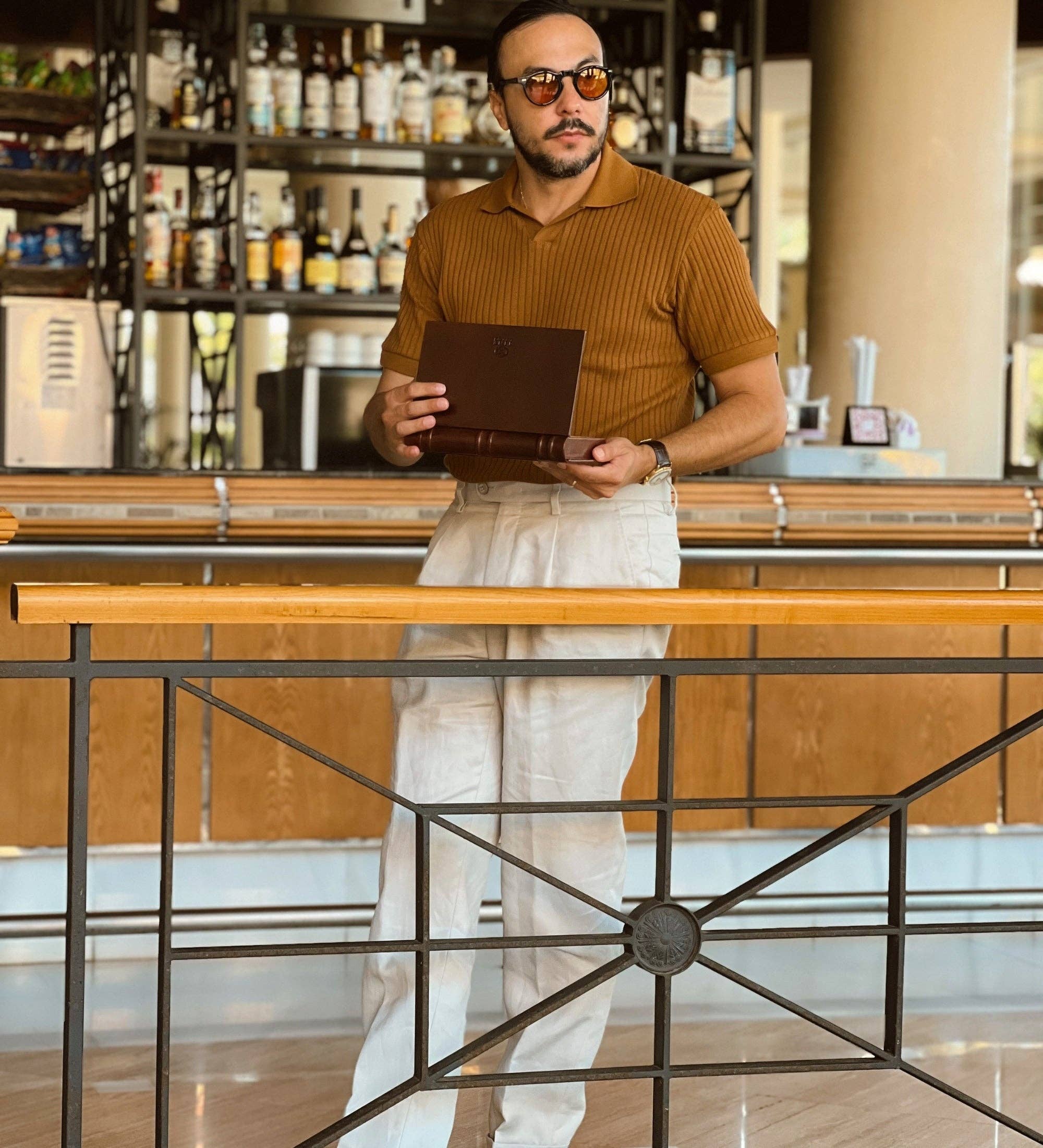 Time Resistance - Wholesale Humidor/Cigar Accessory - Leather Cigar Box, Cigar Case - Howards End3