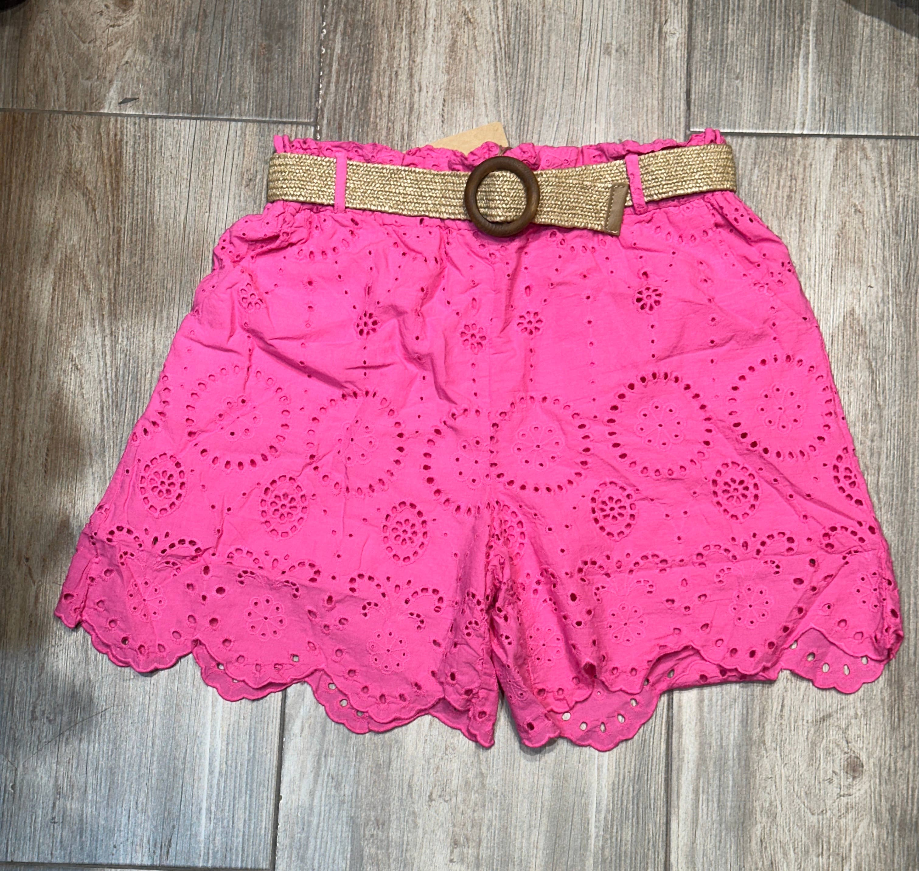 LÉA & LUC - Wholesale Shorts - Women's - Broderie anglaise shorts in 100% cotton REF. 250228