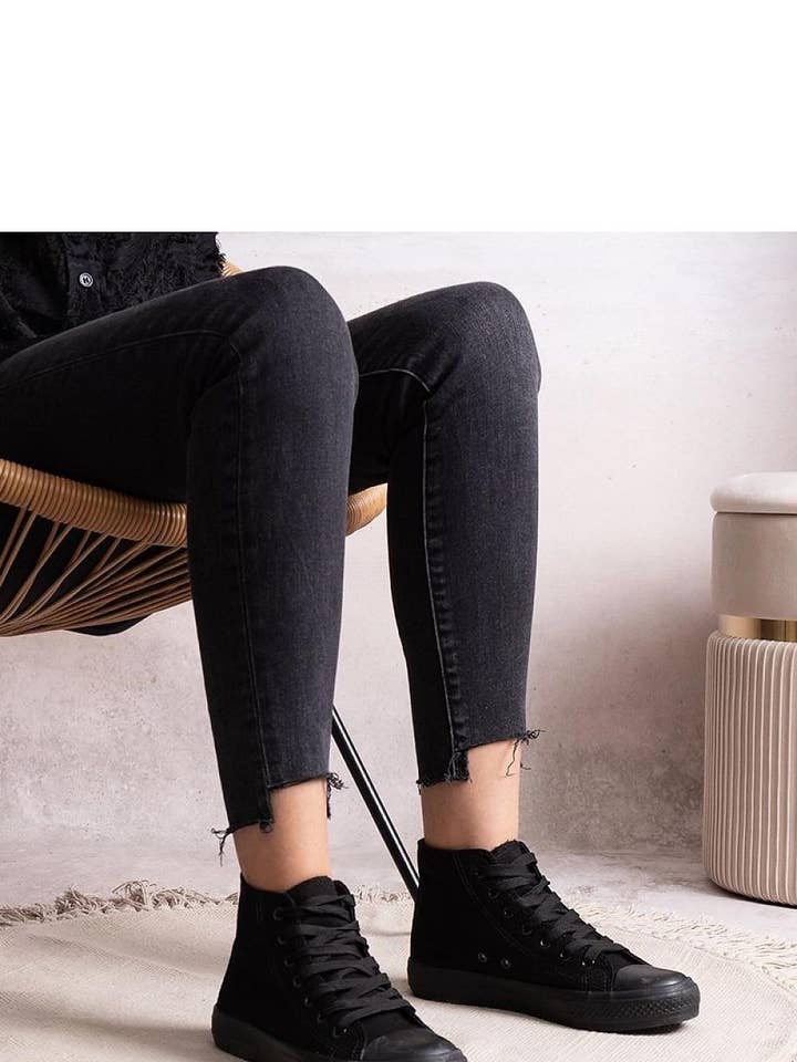 Lieber Deem Marktplatz - Wholesale Lifestyle Sneakers - Women's - Sneakers Model 207214 Solea10