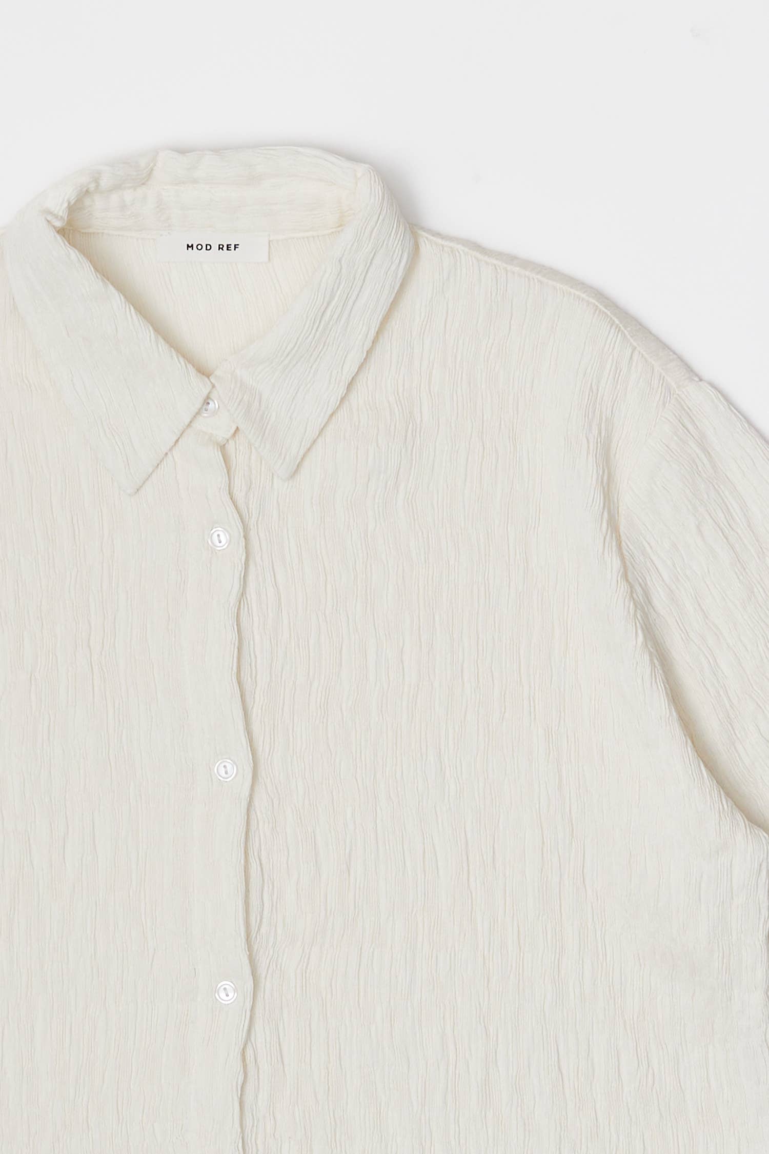 MOD REF – Camisa com botões no colarinho – Mulher por atacado – The Miranda Top | Topo com Botão Texturizado23