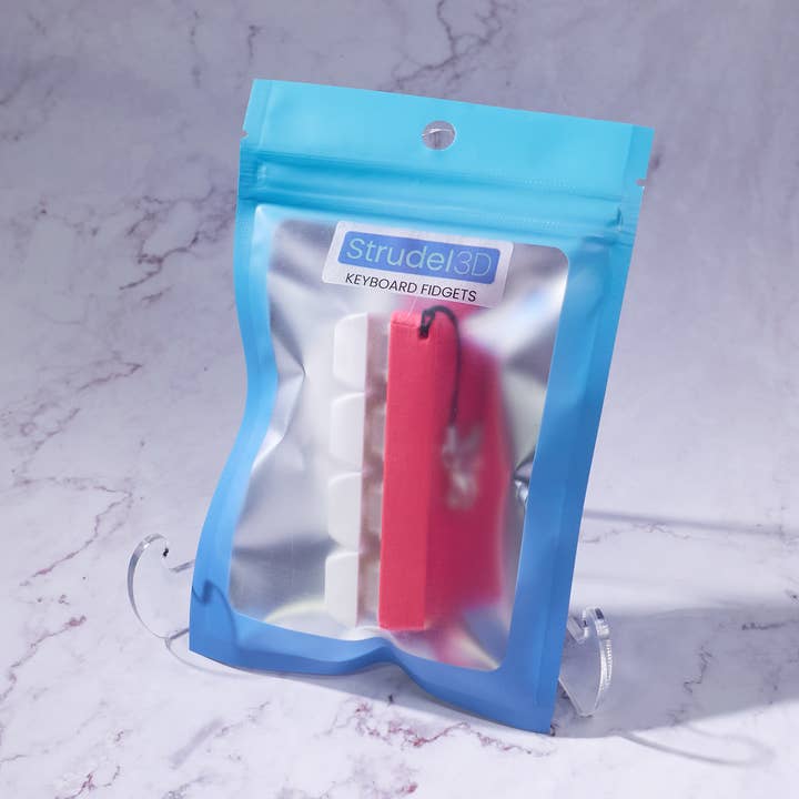 Strudel3D - Wholesale Fidget Toy - Kids - 4 Key Silent Keyboard Fidget Keychain3