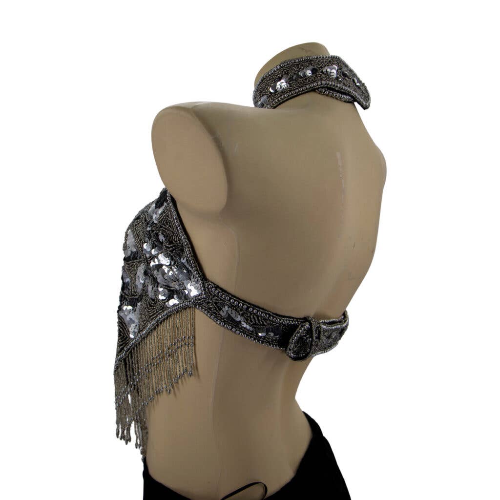 Western Fashion – wholesale Blus - Dam – Pärlad halterneck-topp med medaljongmönster8