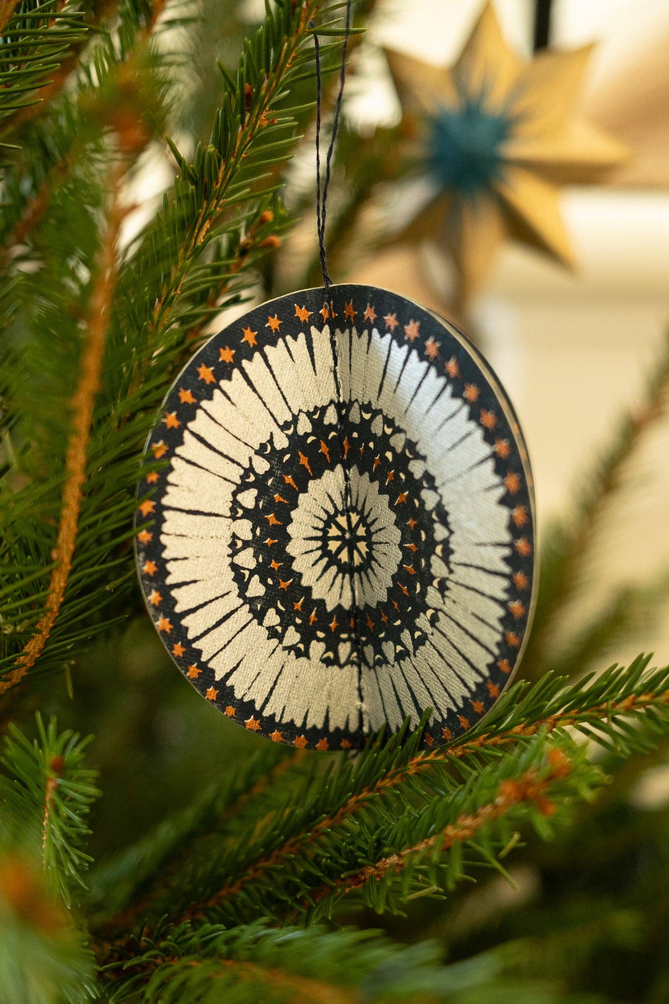 East End Press - Vendita all'ingrosso Set di decorazioni  - Decorazioni di Carta a Forma di Stelle7