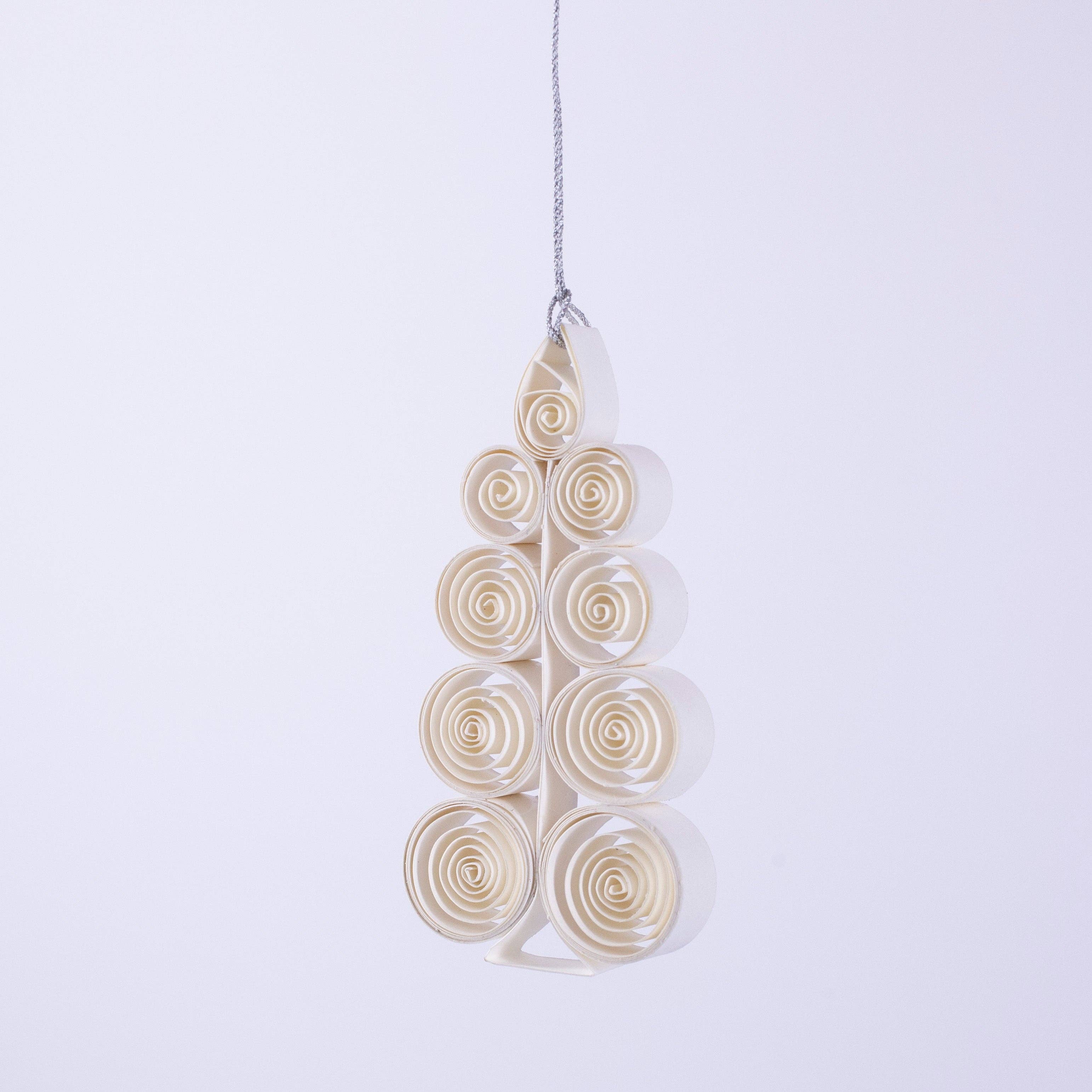 Artschatz LLC – Großhandel Verzierung – Quilling-Weihnachtsbaum „Juletre“ weiß - 4 Zoll Ø | Weihnachten/Winter1