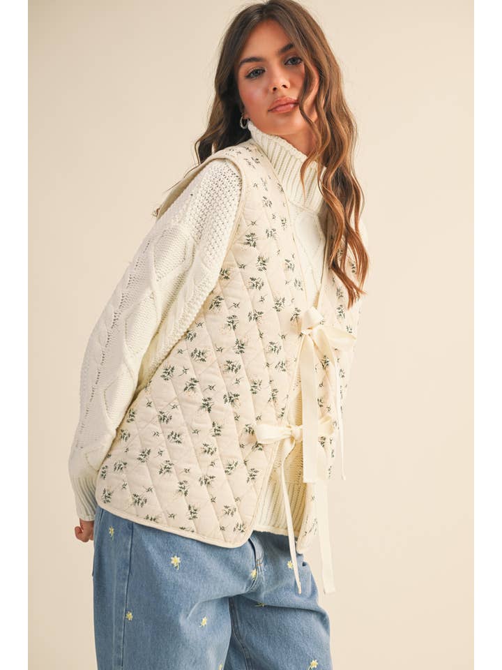 Klesis - Wholesale Outerwear Vest - Women's - IJ1566 FRONT TIE QUILTED VEST