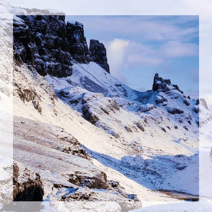 Carte de vœux Inspiration Quiraing Skye pour la vente par Island Blue Publishing