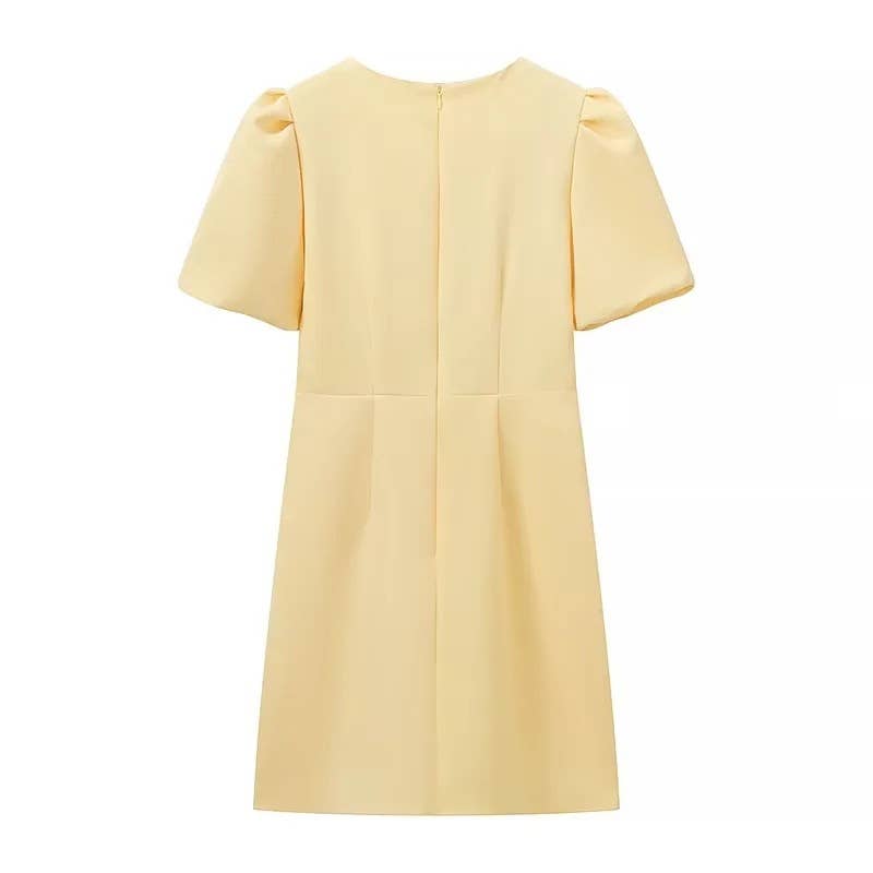 Jaune Robe mini chic à découpes avec nœuds décoratifs en vente sur Faire1