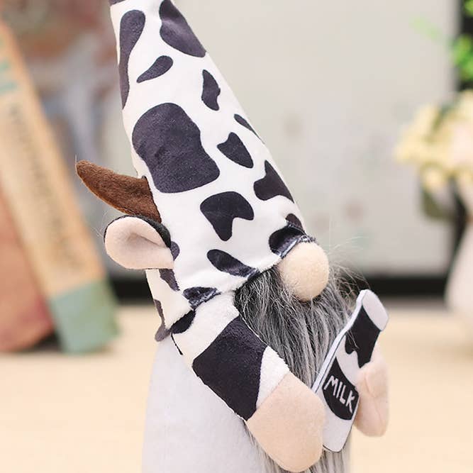 UNISHE - Wholesale Decorative Tabletop Object - Western Cow Print Dwalf Doll MIG0033