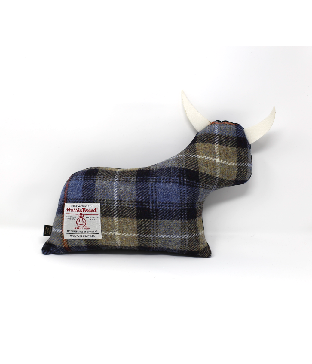 Studio Sunart – wholesale Throw/decorative pillow – Small Highland Cow Cushion6