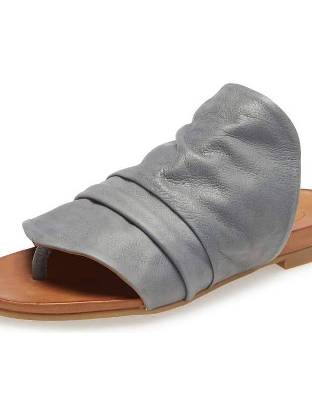 MOA LEREN STRING SLIDE - GRIJS voor wholesale door Sheridan Mia