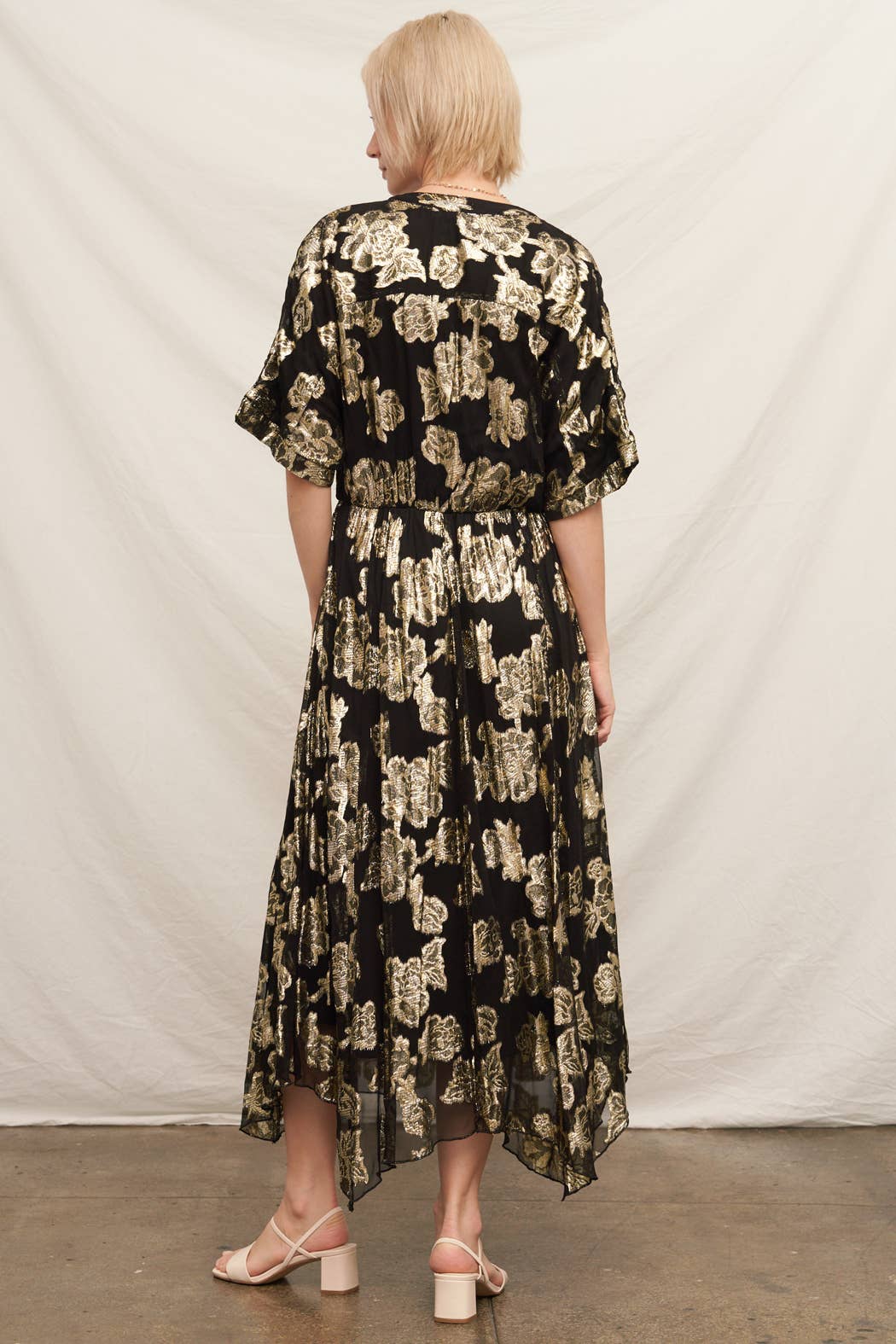 En Crème - Vente Robe – femme - Robe longue à manches kimono à col en V4