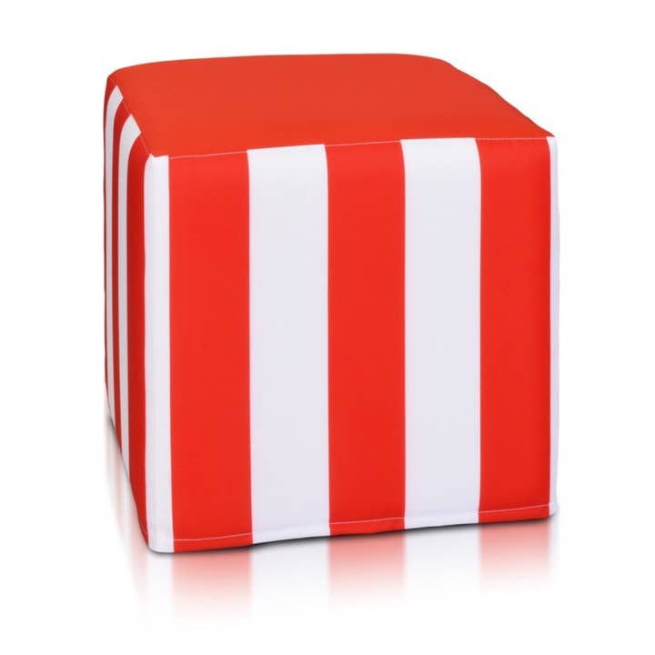 Pufmania – wholesale Sittpuff – Marinmönstrad Styv Kubpuff2