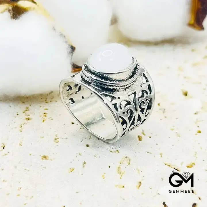 GemMeet – wholesale Single stone/solitaire ring – Fashion Large Moonstone Filigree Ring 2