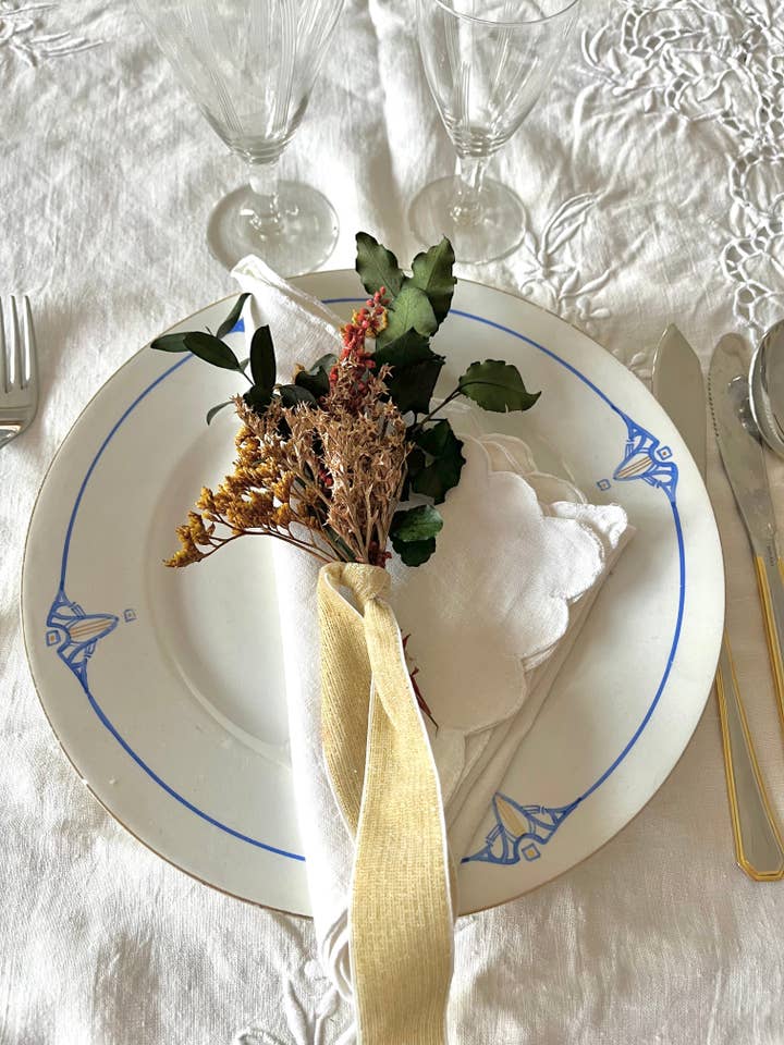 ARRANGEMENT FLORAL POUR TABLE pour la vente par CAPELLINA