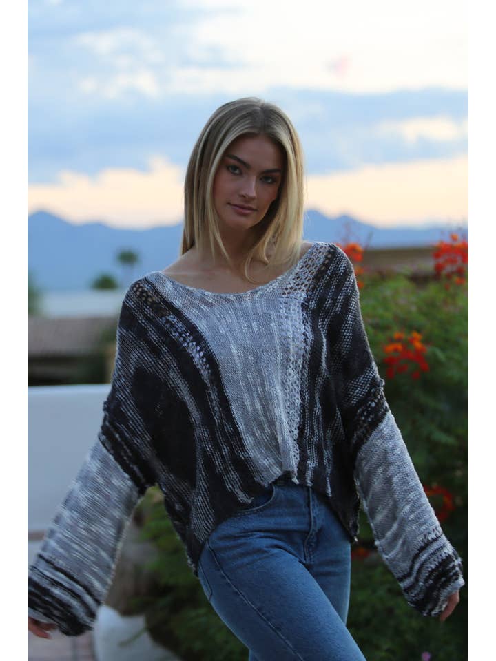 ANGIE - Vendita all'ingrosso Maglione tricot - Donna - Maglione leggero crop con scollo a V dallo stile beachy29