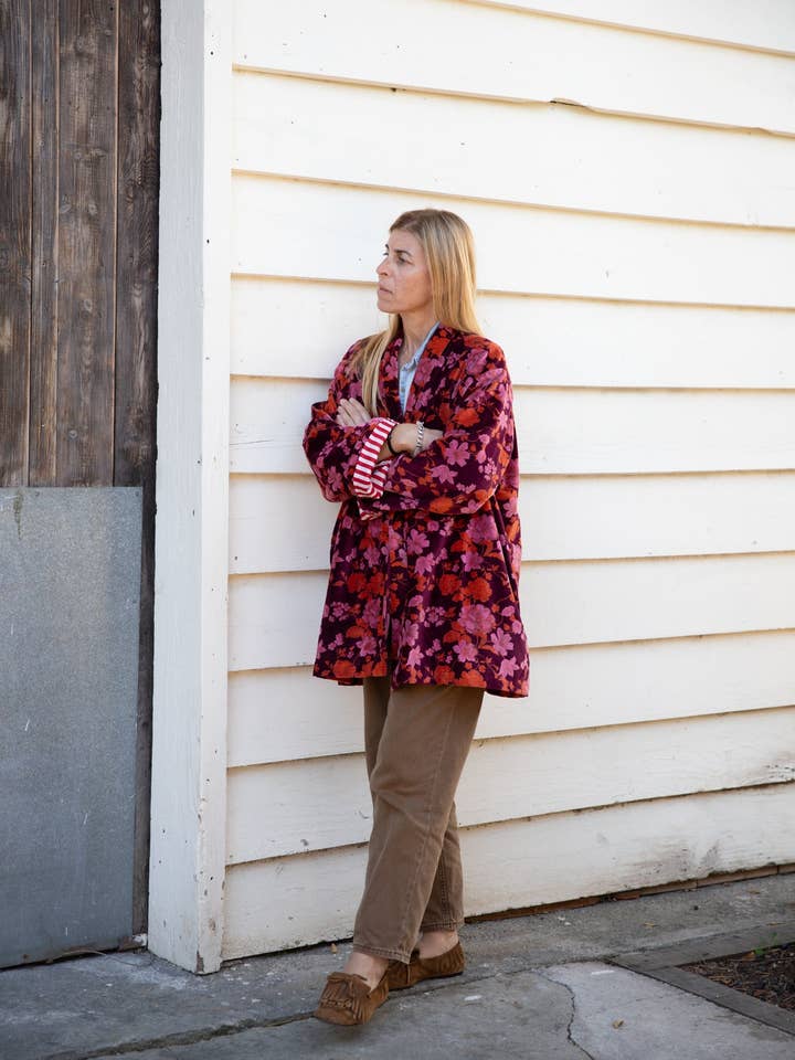 Short en velours pour la vente par Sanjanaandme