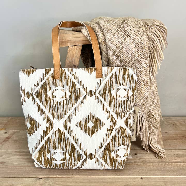 Aztek ShopperBag -tribal -sustainable for wholesale by Liefe NL