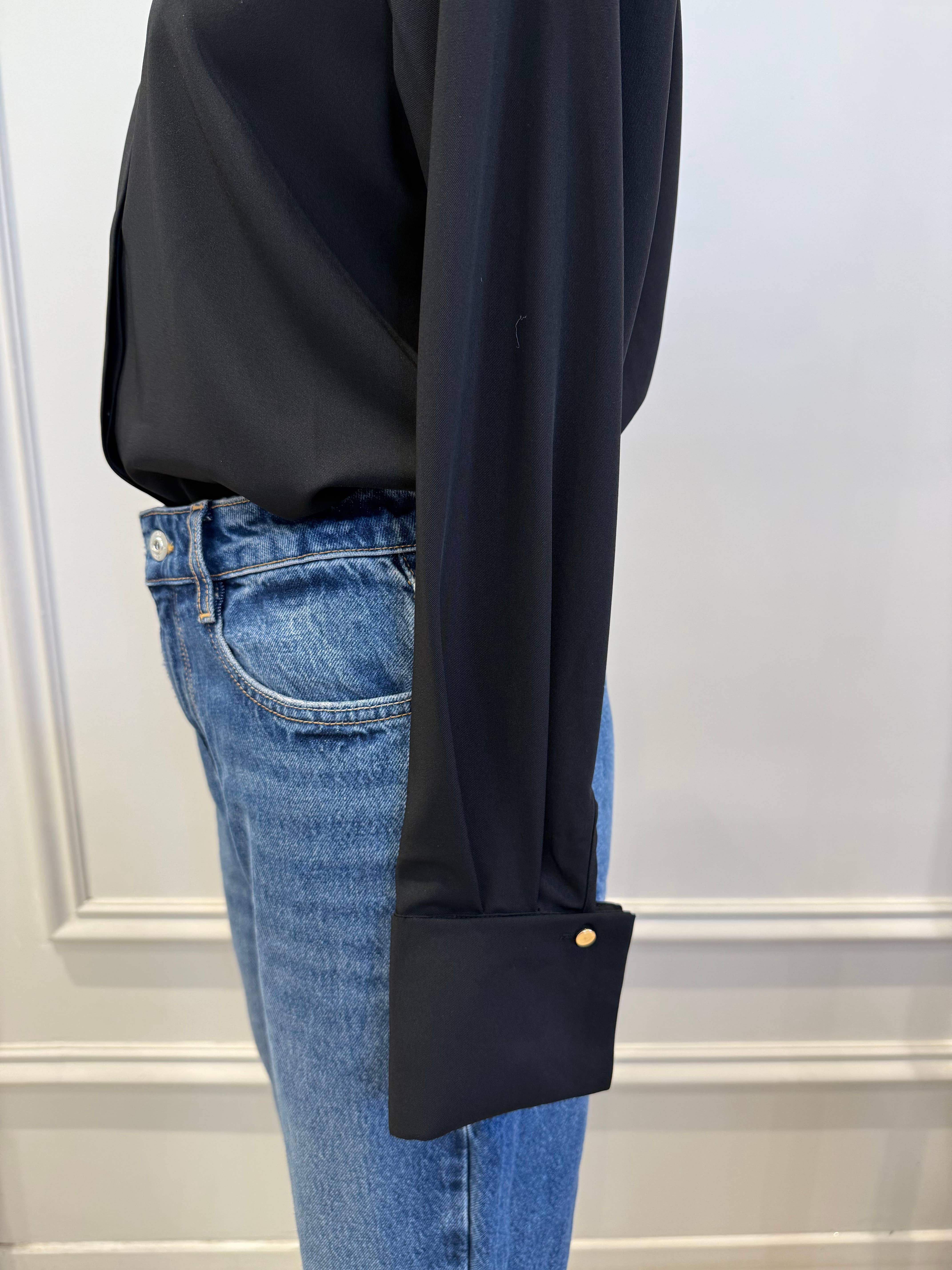 LOVIE & CO - Wholesale Button Down Shirt - Women's - Satin shirt with French cuffs - ASD96311-RINA1