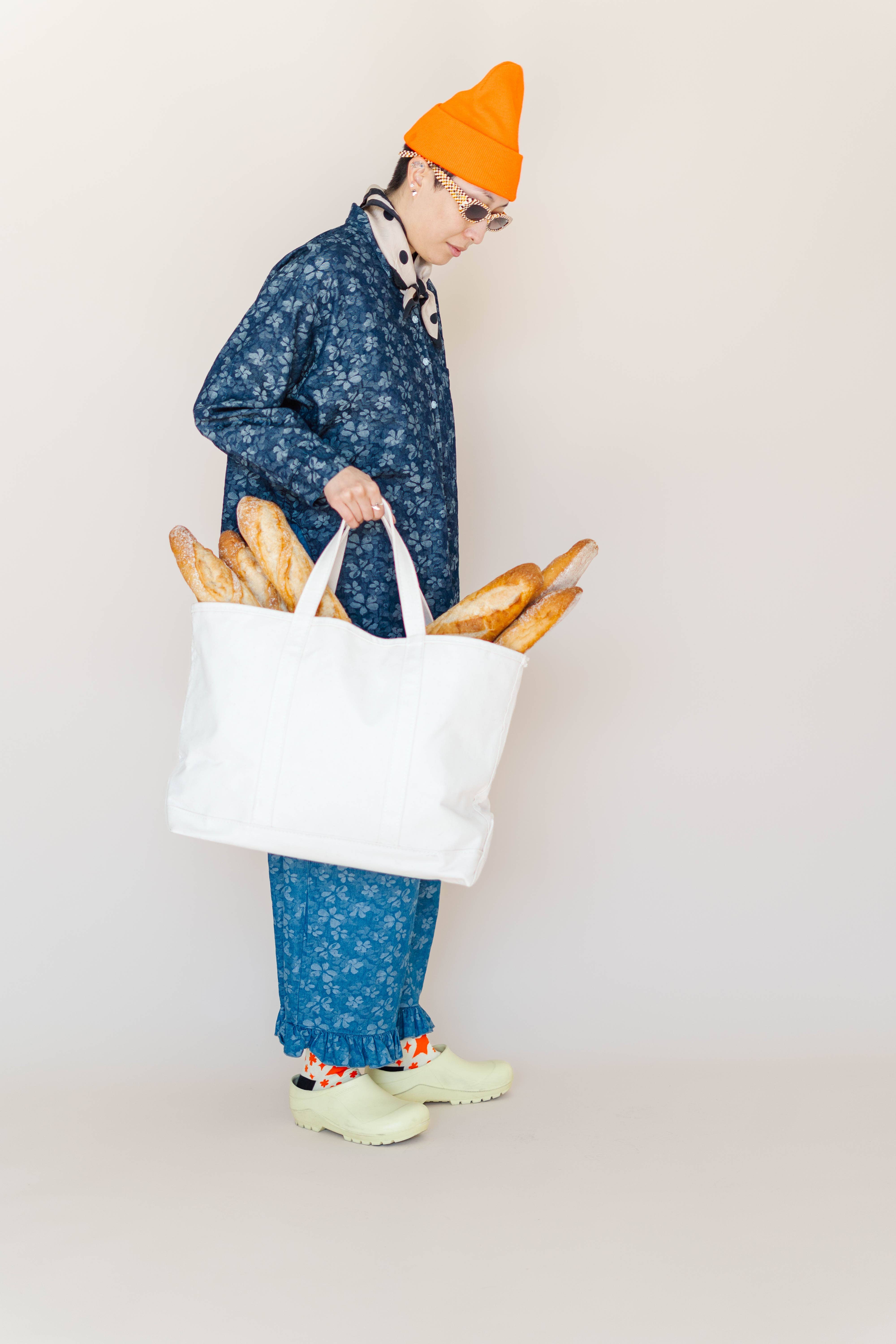 Nettle Studios - Wholesale Button Down Shirt - Unisex - Size Inclusive Plus Size Unisex Floral Chambray Button Up15