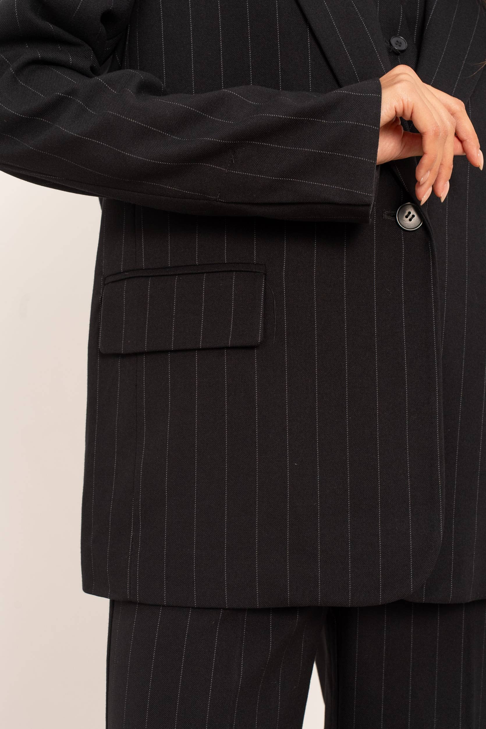 Attentif Paris - Wholesale Blazer - Women's - Oversized pinstripe blazer14