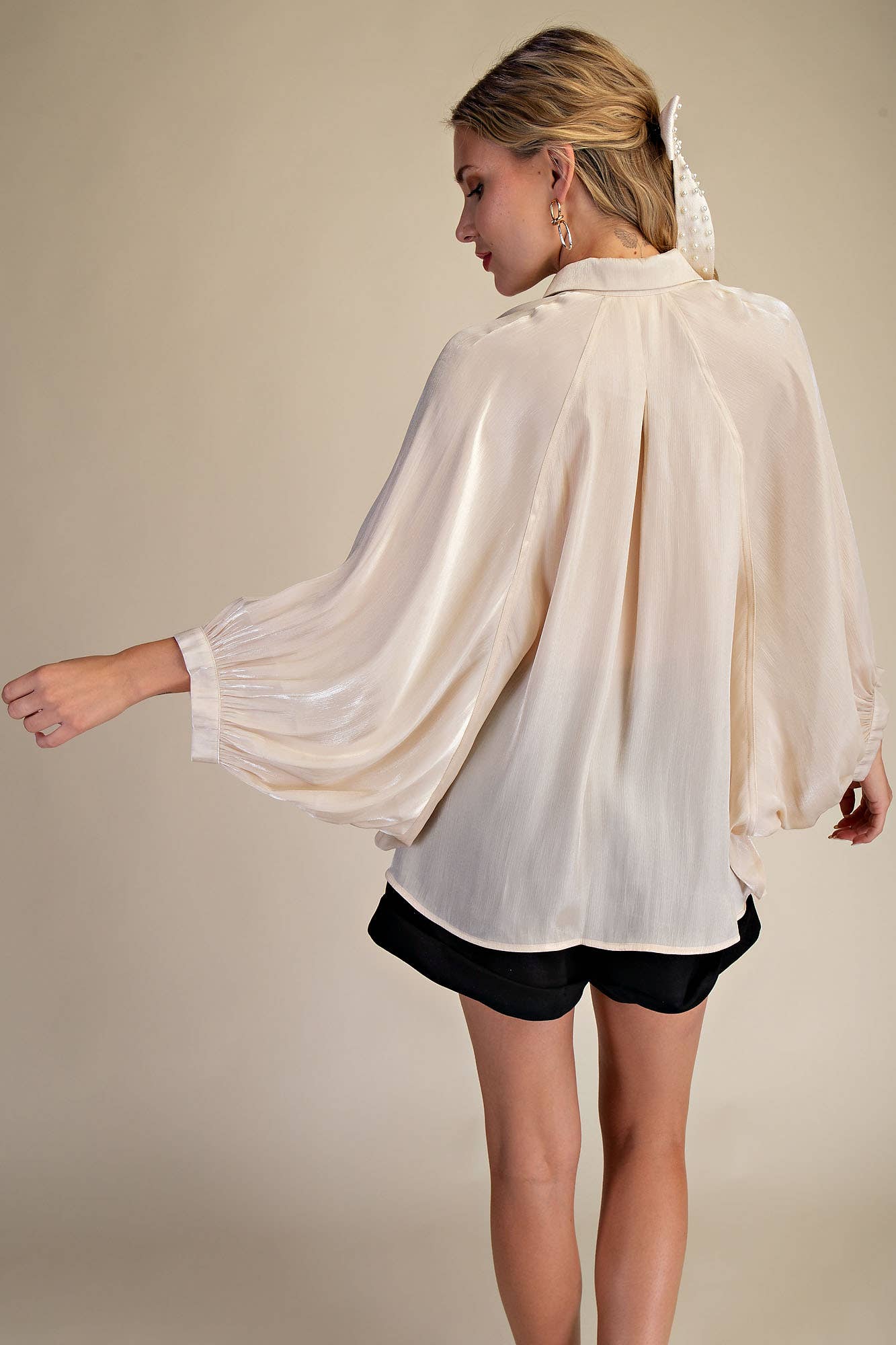 Glam - Wholesale Button Down Shirt - Women's - Button Front Shirt11