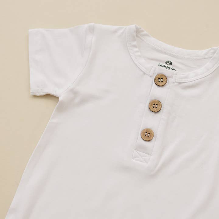 Little Joy Co. - Vendita all'ingrosso Tutina - Neonati - Bamboo Henley Romper - Abbigliamento da neonato e da giorno