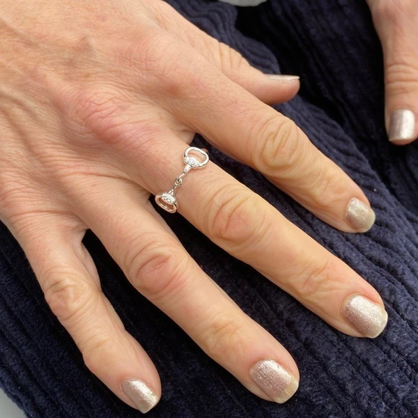 REEVES & REEVES – wholesale Multi-stone ring – Pave Snaffle Ring Medium1