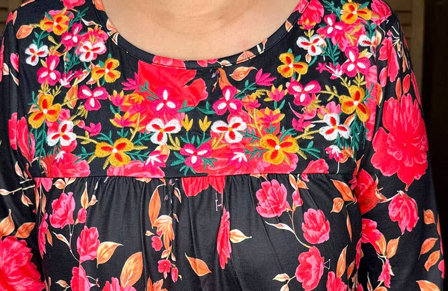 luluclothes - Wholesale Tunic - Women's - Floral embroidery & floral 3/4 sleeves women top XCH163394