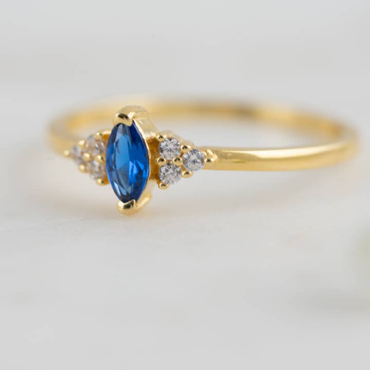 Sami Jewels – Engroshandel Ring med sten – Safir Marquise Ring2