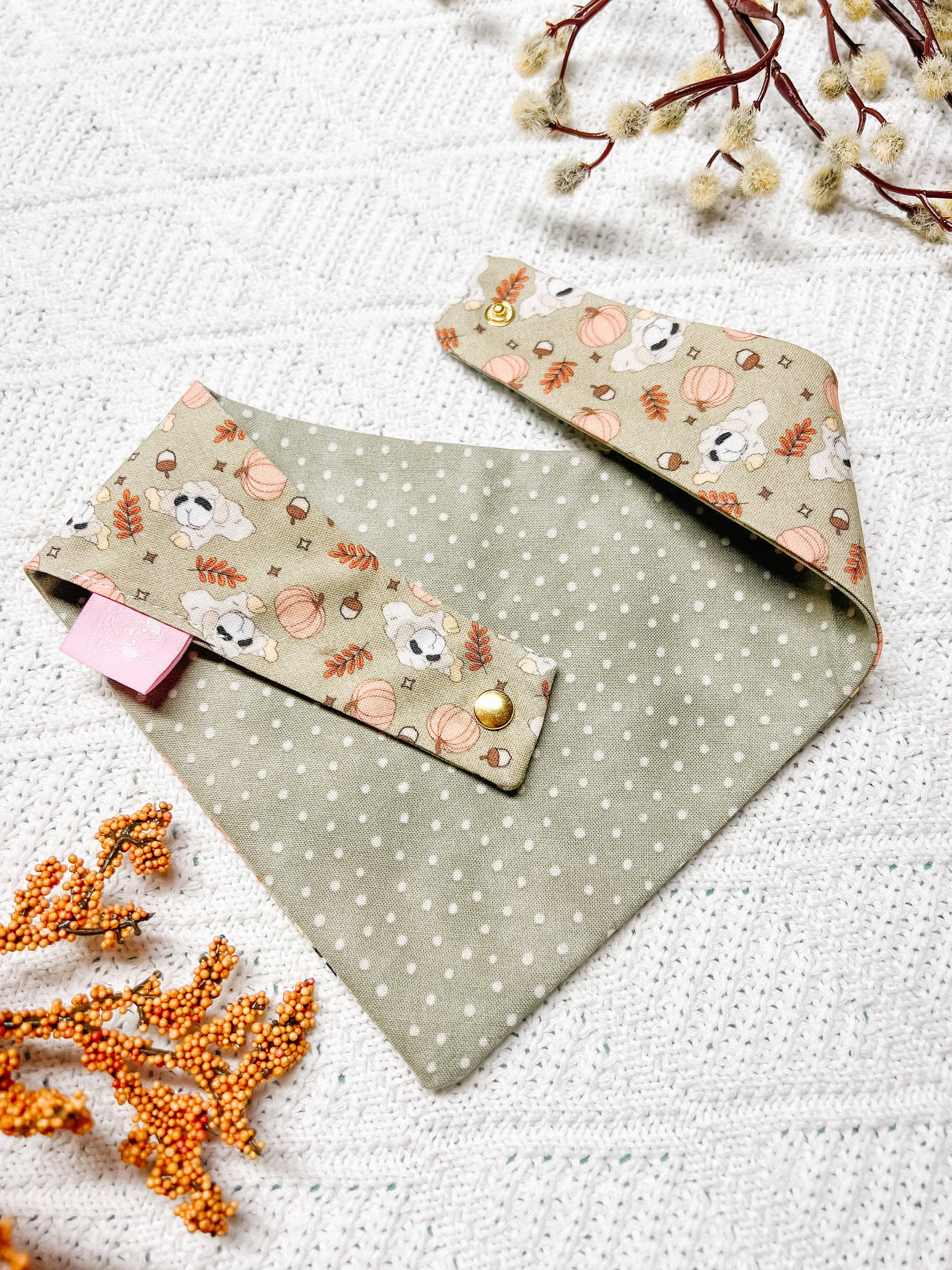 StellaLoo - Wholesale Pet Bandana - Dog - Fall Lamb Reversible Dog Bandana, Pumpkin Snap On Pet Scarfs1