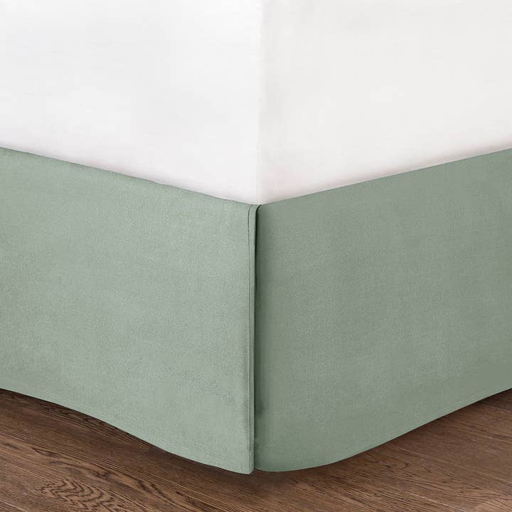 Olliix - Wholesale Bedding Set - 6 Piece Scalloped Edge Daybed Cover Set60