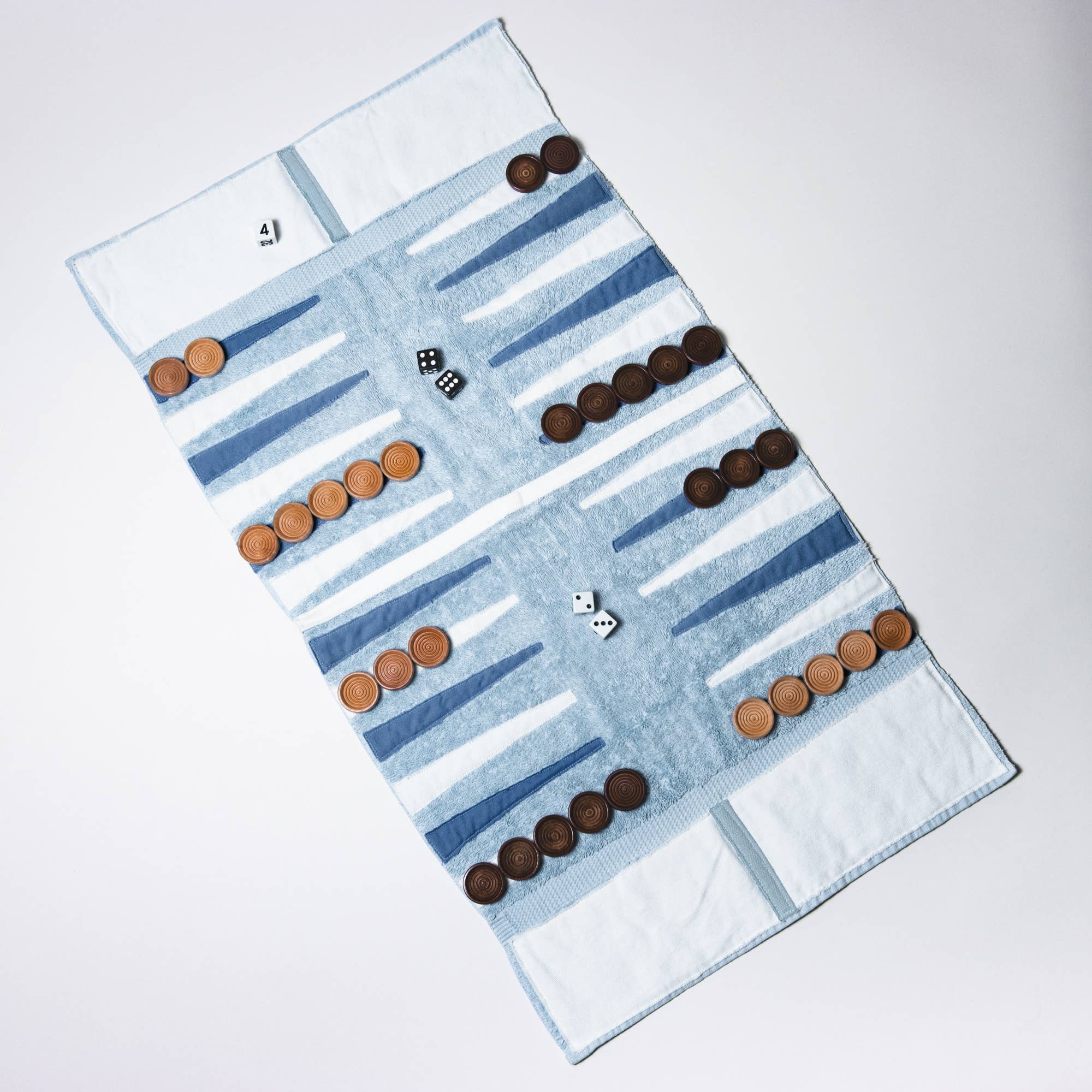 3rd Space by SBR - Wholesale Board Game - Light Blue & White Outdoor/Travel Backgammon Set4