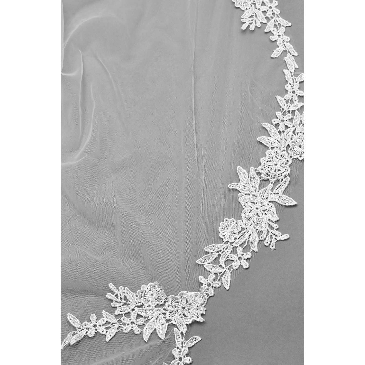WHITE LONG FLOWER LACE TRIM VEIL for wholesale on Faire1