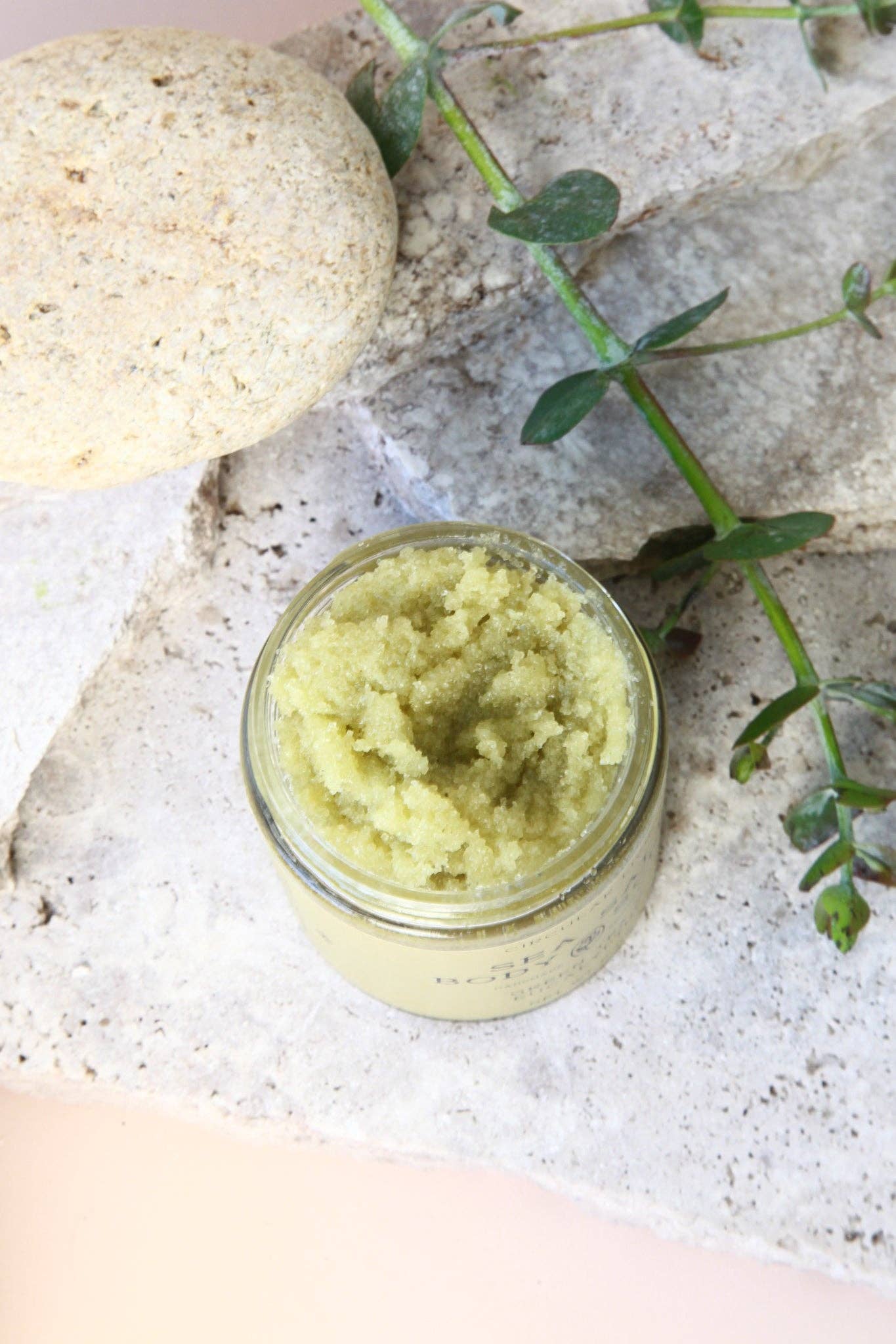 Circular Living - Wholesale Body Scrub/Exfoliant - Sea Salt Body Scrub, Green Tea & Eucalyptus3