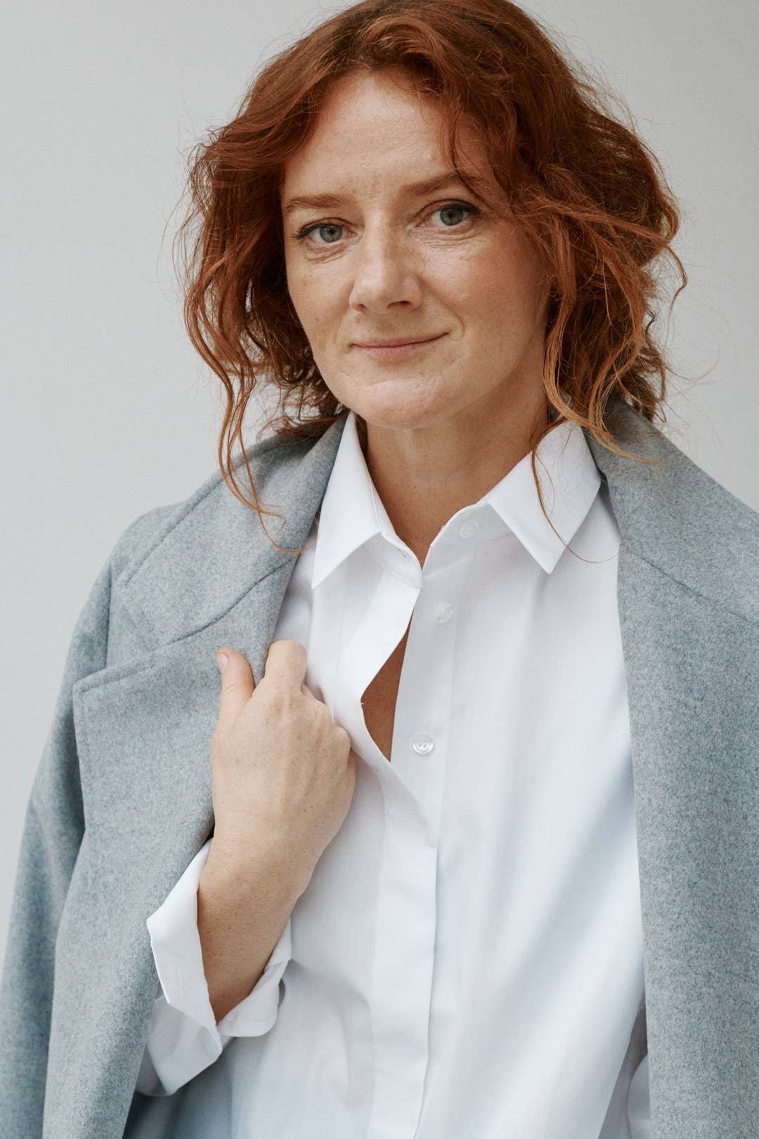 CAPSULE by Agnė Gilytė - Vente Chemise à col boutonné – femme - Chemise « FLORENCE » en coton de haute qualité28