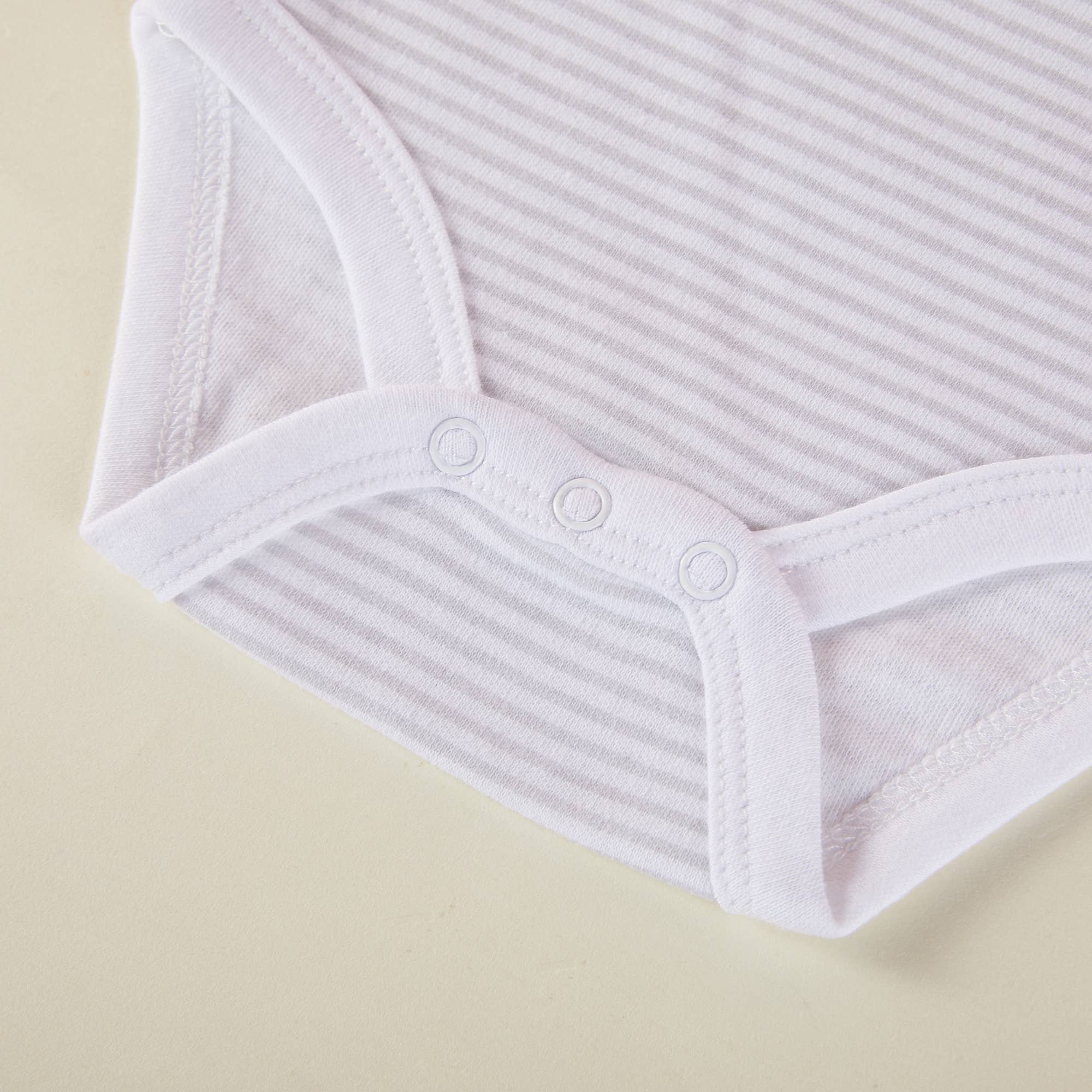 Lollipop Dreams - Wholesale Bodysuit (Non-Footed) - Baby - Pack of 3 Baby Cloud Star Moon Pattern Bodysuits5