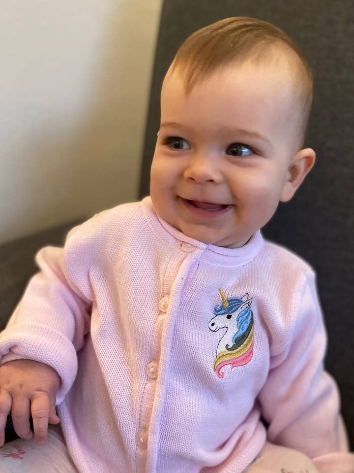 2814 - Cárdigan con botones en la parte delantera y bordes enrollados para venta al por mayor de A Soft Idea