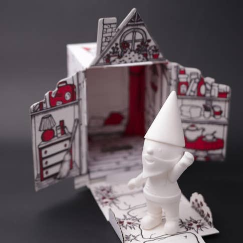 My Gnome on the Roam – wholesale DIY craft kit – Child – Gnome in His Home: A Travel and Adventure Companion3