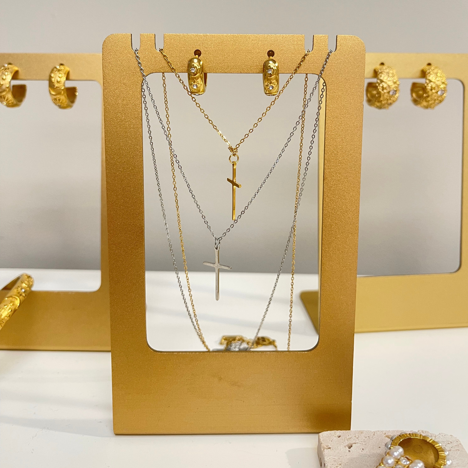 PRESSIE - Wholesale Huggie Earrings - Radiant Huggies | 18K Gold Plated2