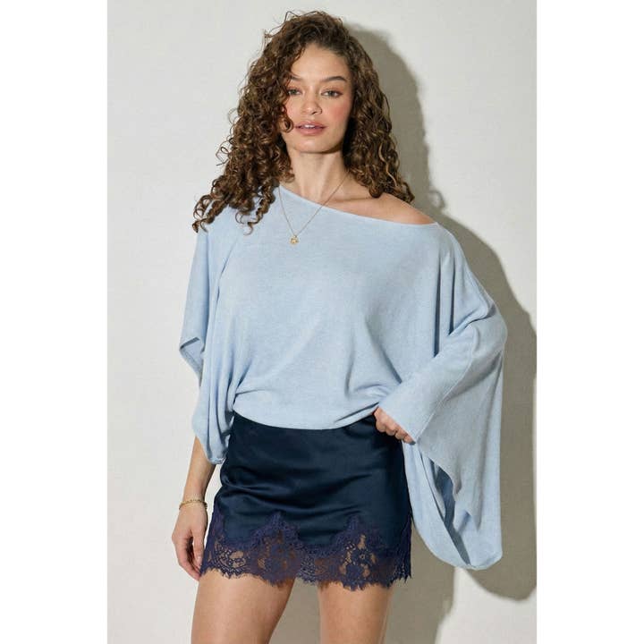 Satinminikjol med spetskant för wholesale av SKYLAR ROSE