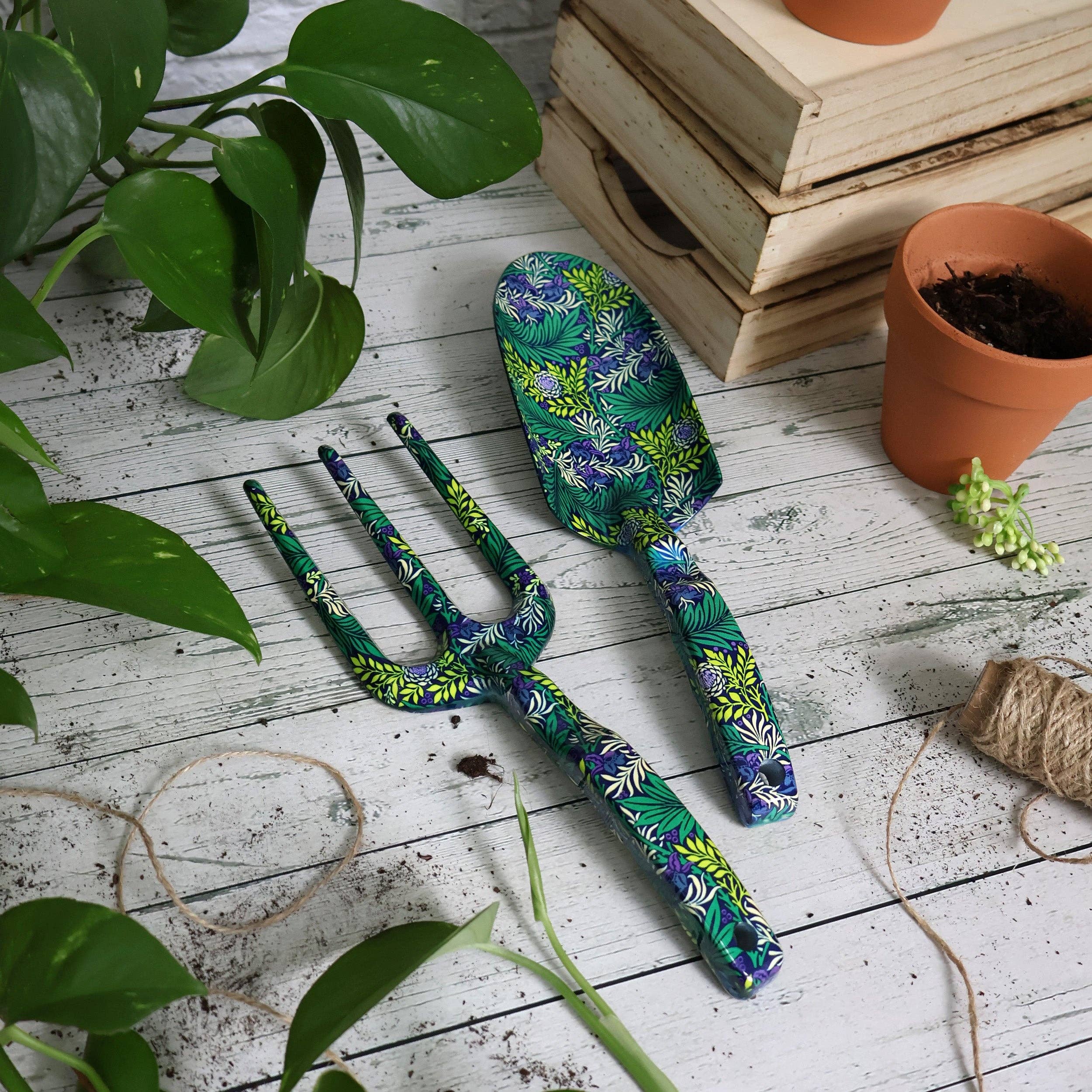 Robert Frederick Ltd - Wholesale Garden Tool - Orange Grove Fork and Trowel Garden Tool Set - William Morris Larkspur Design3