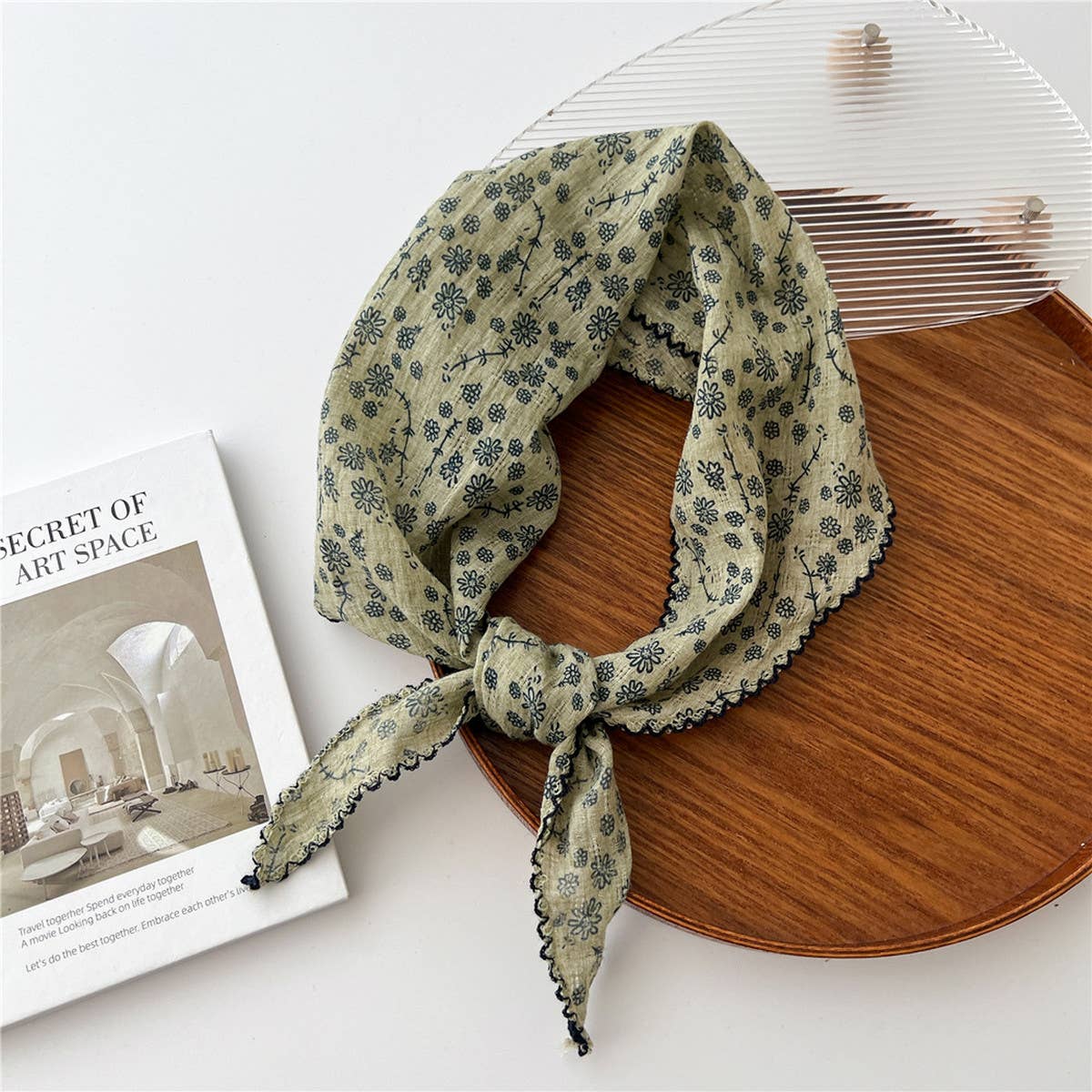 ACCITY - Wholesale Scarf - Women's - Lace Trim Cotton Linen Floral Triangle Scarf_CWASC08509