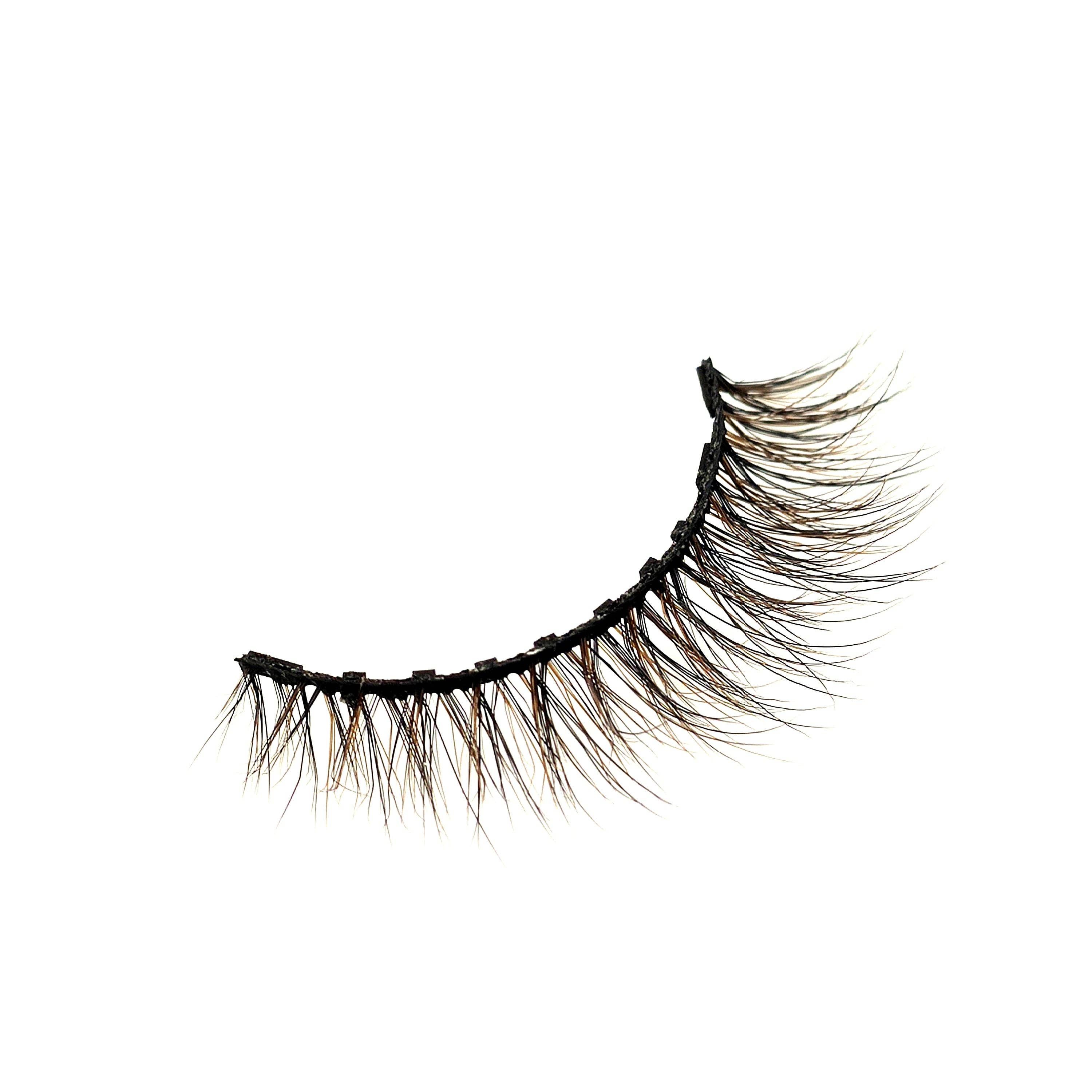 doe Beauty - Wholesale False/Fake Eyelashes - lover girl - Reusable 60 Wears Handmade Vegan Magnetic Lash4