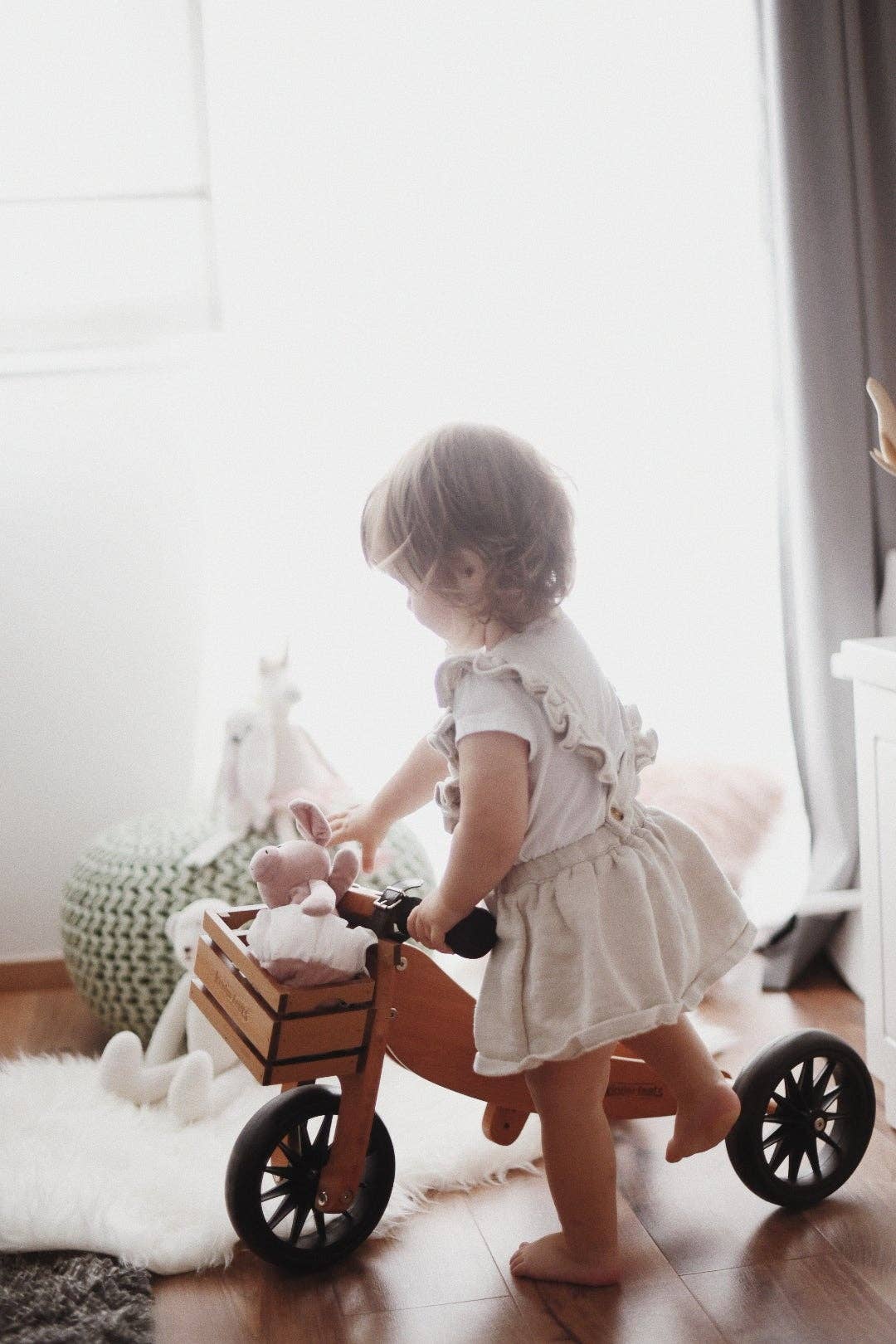 Kinderfeets, INC. - Vente Vélo et trottinette – enfant - Draisienne 2 en 1 Tiny Tot en bois en bambou2